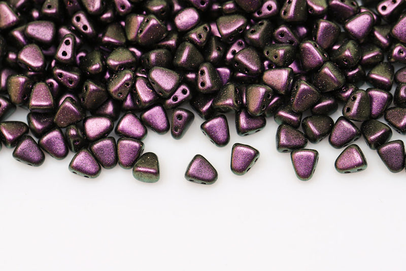 Nib-Bit 6×5mm Polychrome Magenta Chameleon 2-Hole Czech Beads