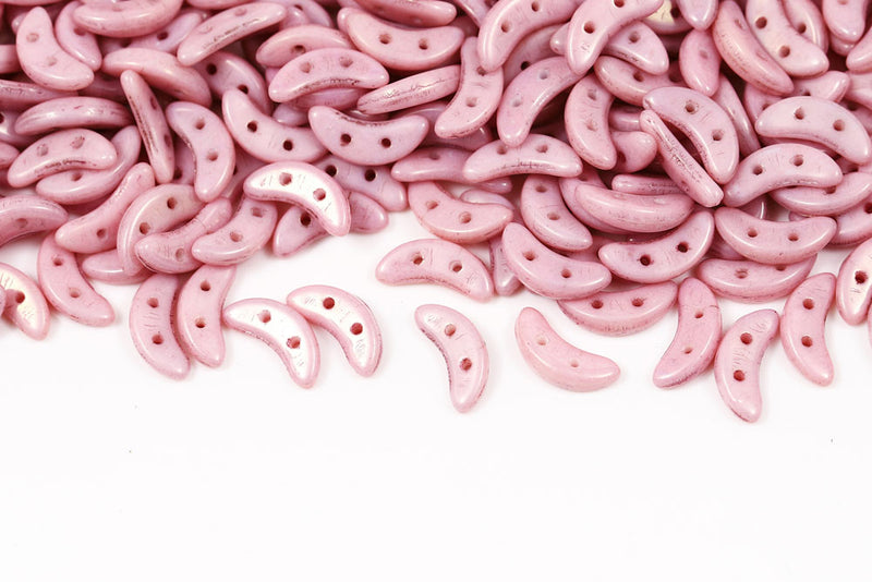 Crescent 3×10mm Chalk Lila Luster 2-Hole Czech Beads