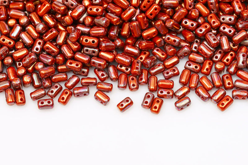 Rulla 5×3mm Opaque Coral Red Nebula 2-Hole Czech Beads