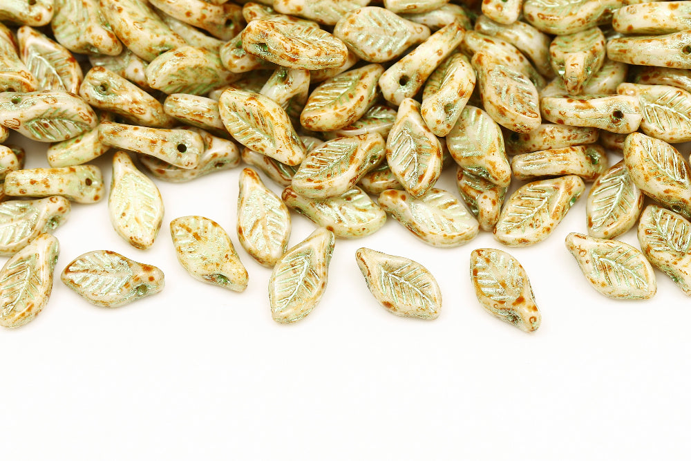 Bay Leaf 12×6mm Alabaster Travertin With Green 1-Hole Czech Beads