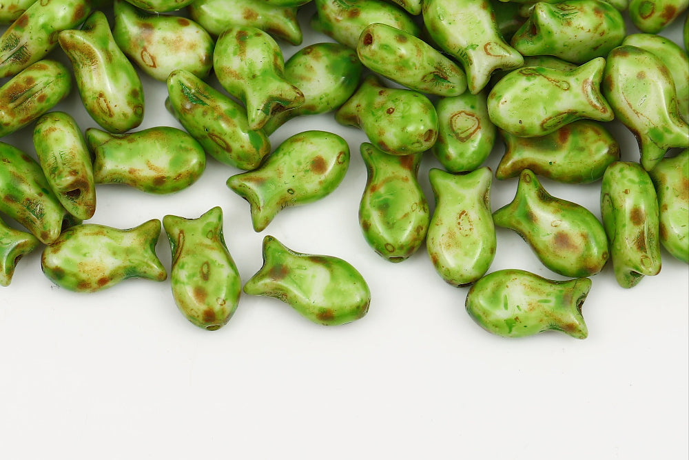 Fish Cookies 10×6mm Alabaster Travertin Green 1-Hole Czech Beads