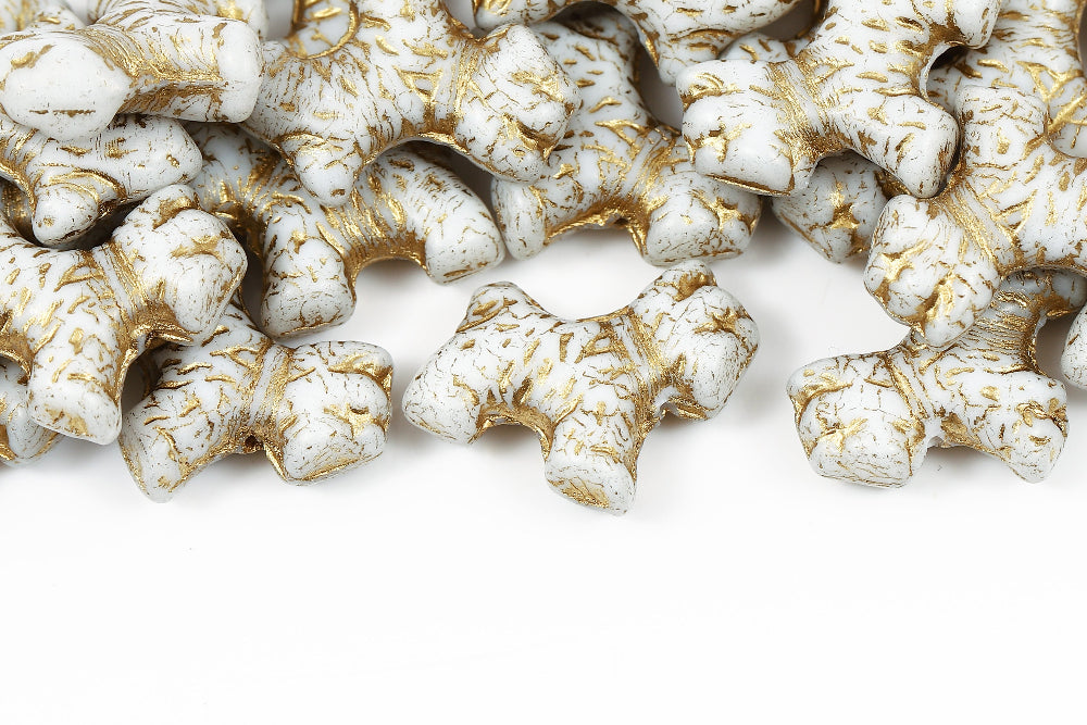 Schnauzer 19×17mm Alabaster With Gold 1-Hole Czech Beads