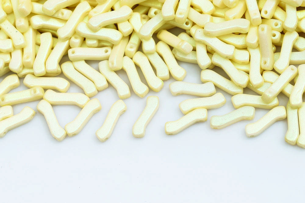 Z Beads 3×10mm Chatoyant Lt.Yellow 2-Hole Czech Beads